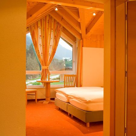 Adrian Bed & Breakfast Sankt Anton am Arlberg Ngoại thất bức ảnh