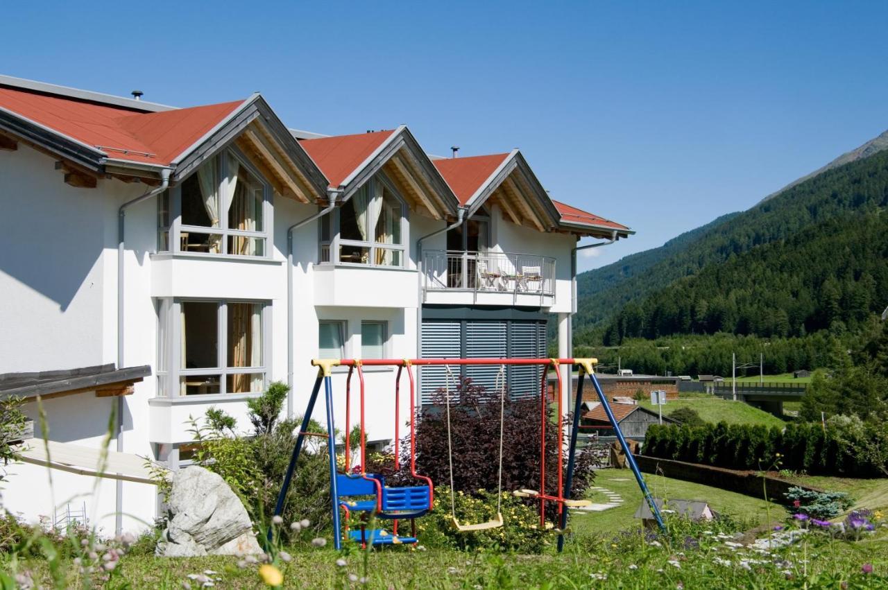 Adrian Bed & Breakfast Sankt Anton am Arlberg Ngoại thất bức ảnh